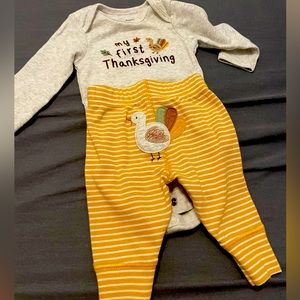 Carters thanksgiving matching set